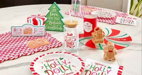 Dolly Parton’s Christmas Range Hits Dollar General – Here Are the Must-Haves 🎅✨