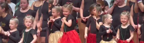 This girls reaction to seeing her family at her Christmas concert